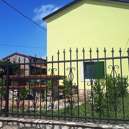 Apartment Terra Rossa Kaštelir Eksteriør billede