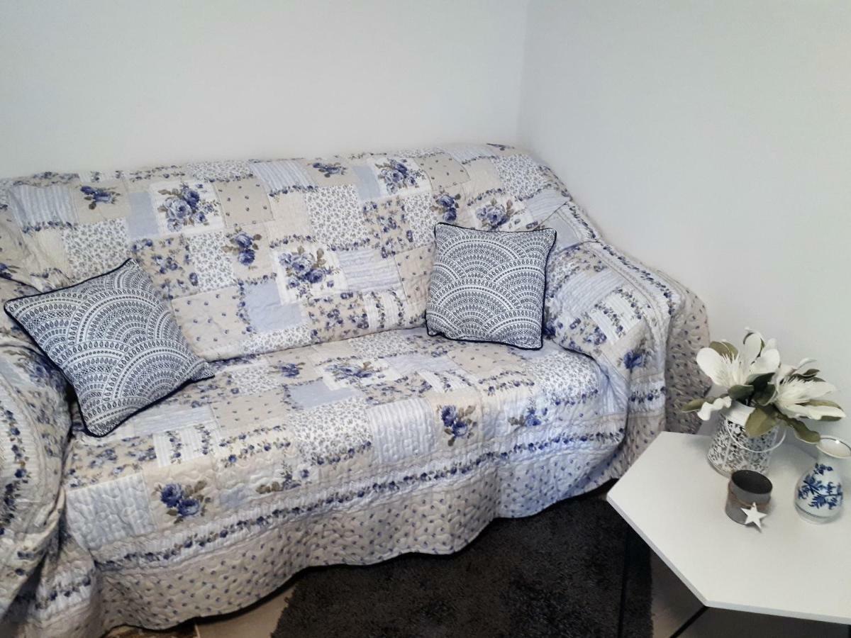 Apartment Terra Rossa Kaštelir Eksteriør billede