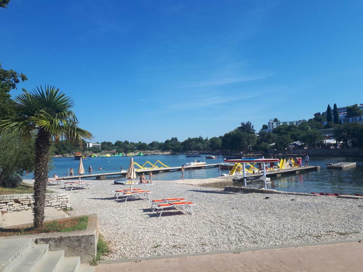 Apartment Terra Rossa Kaštelir Eksteriør billede