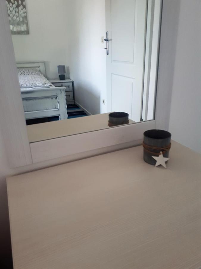 Apartment Terra Rossa Kaštelir Eksteriør billede