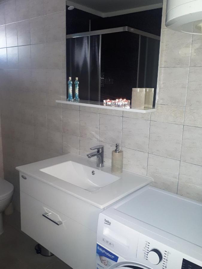 Apartment Terra Rossa Kaštelir Eksteriør billede