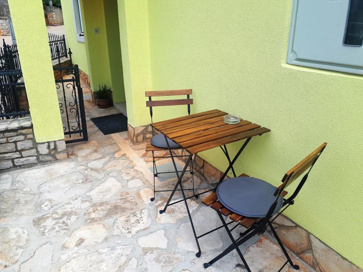Apartment Terra Rossa Kaštelir Eksteriør billede