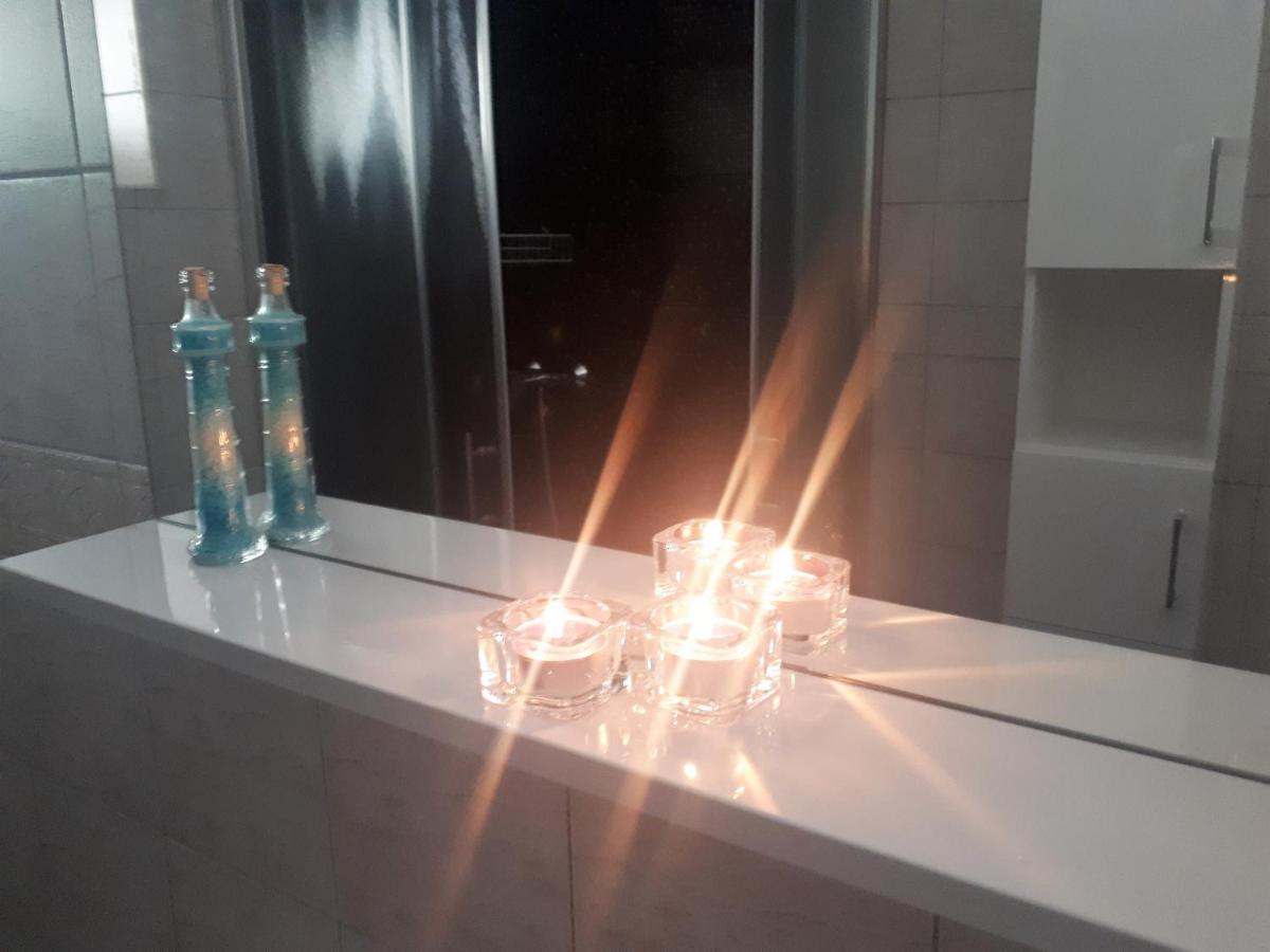 Apartment Terra Rossa Kaštelir Eksteriør billede